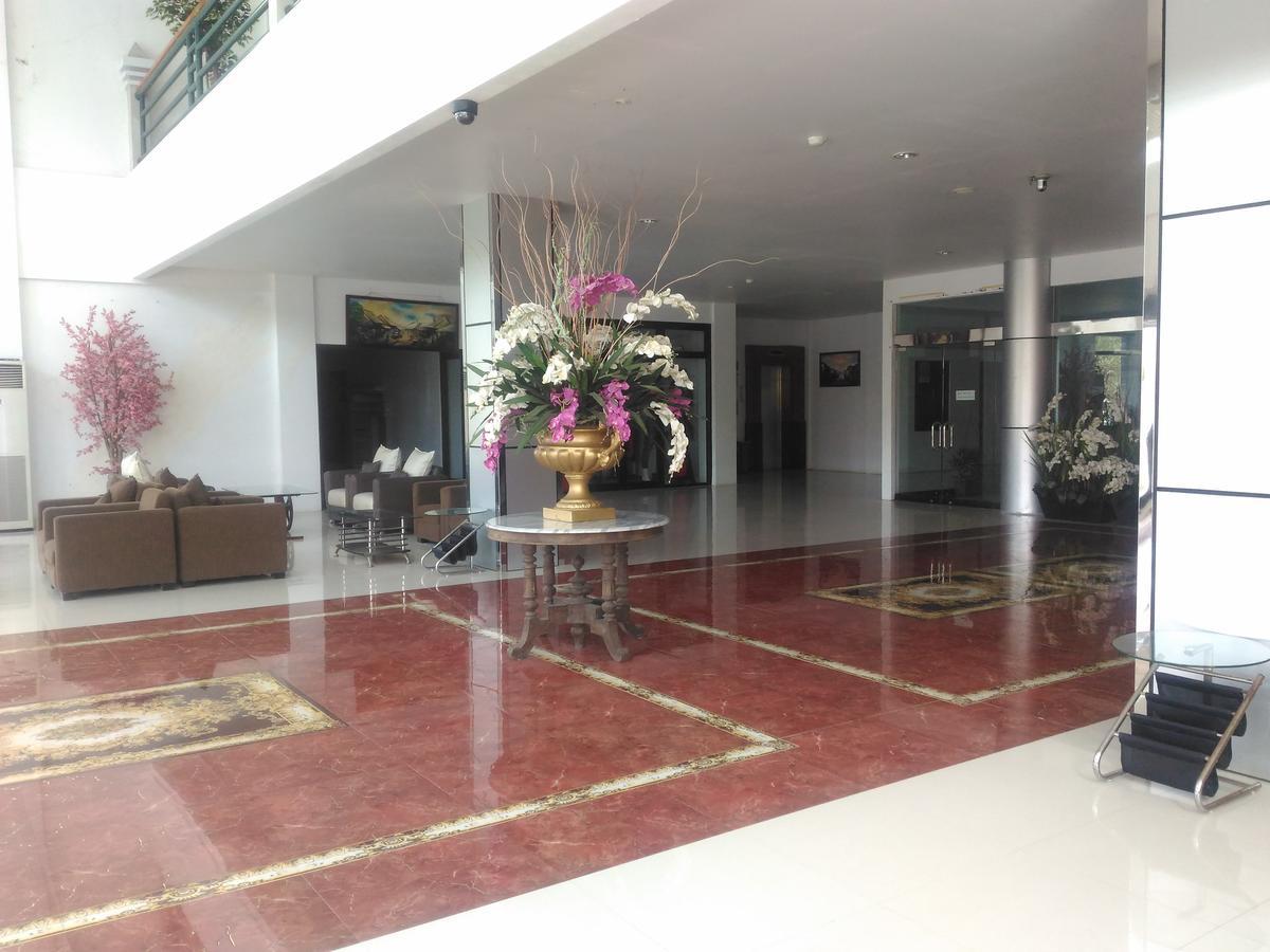 Grand Royal Taliwang Hotel Dış mekan fotoğraf
