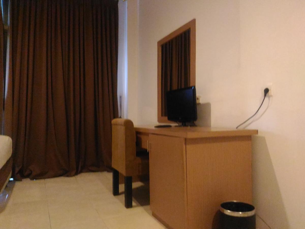 Grand Royal Taliwang Hotel Oda fotoğraf