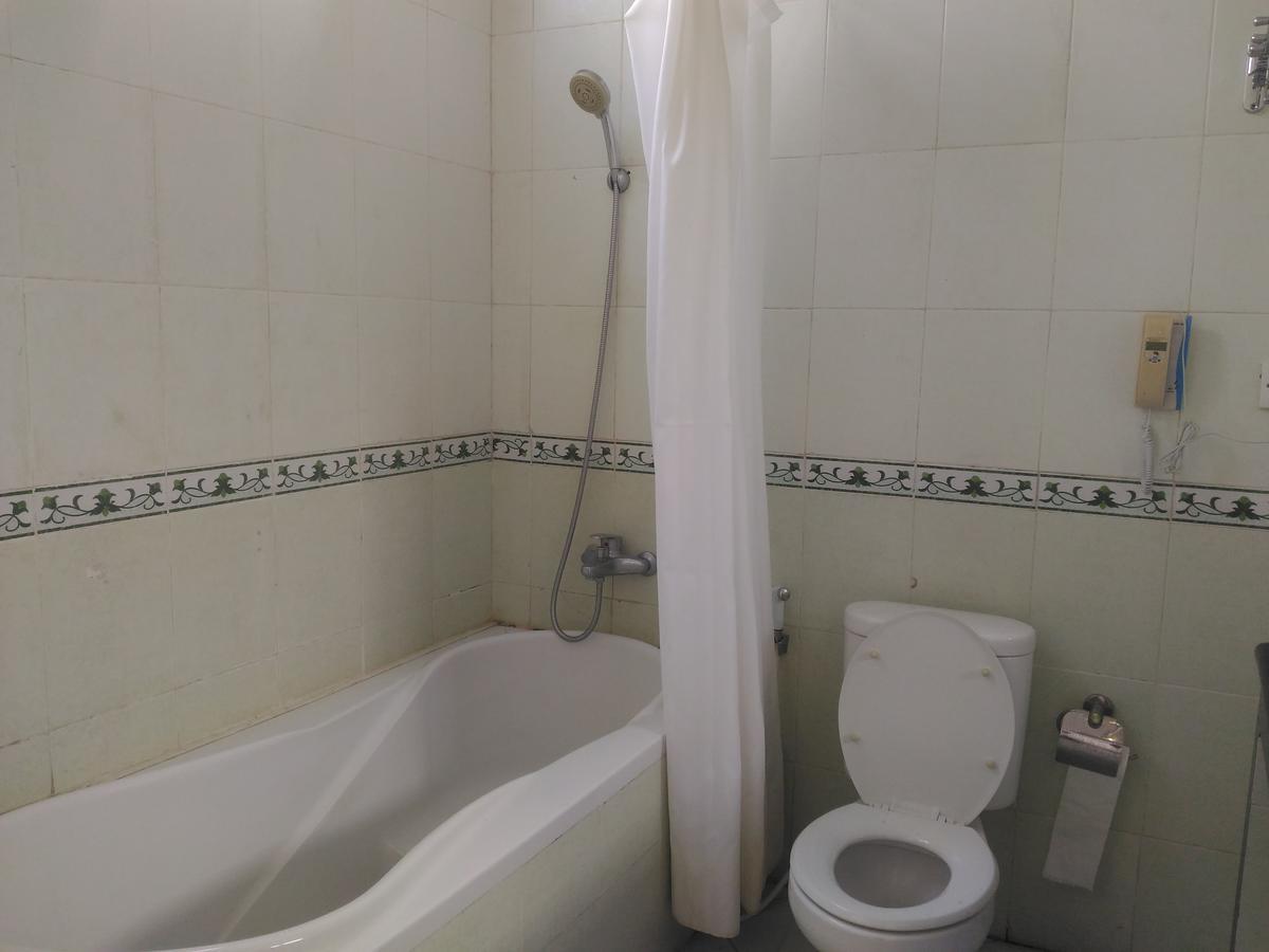 Grand Royal Taliwang Hotel Oda fotoğraf